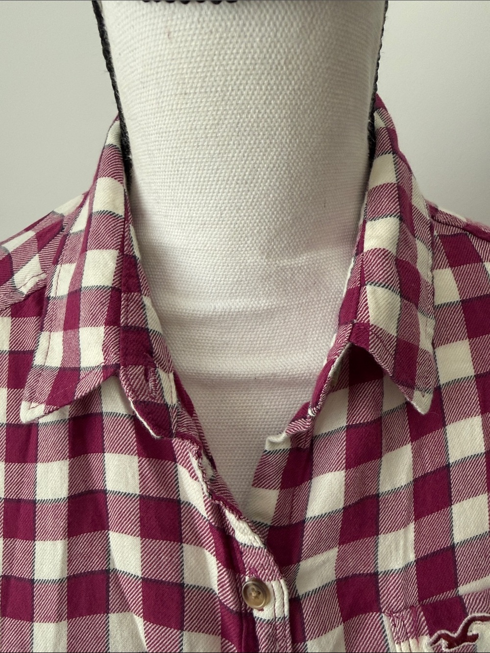 Hollister Women’s Soft Plaid Button-Up Shirt - Burgundy/White, Size XS - Picture 3 of 8